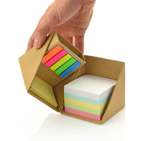 Notes autocollantes : pourquoi cette petite fourniture de bureau joue toujours un rôle important dans le travail quotidien