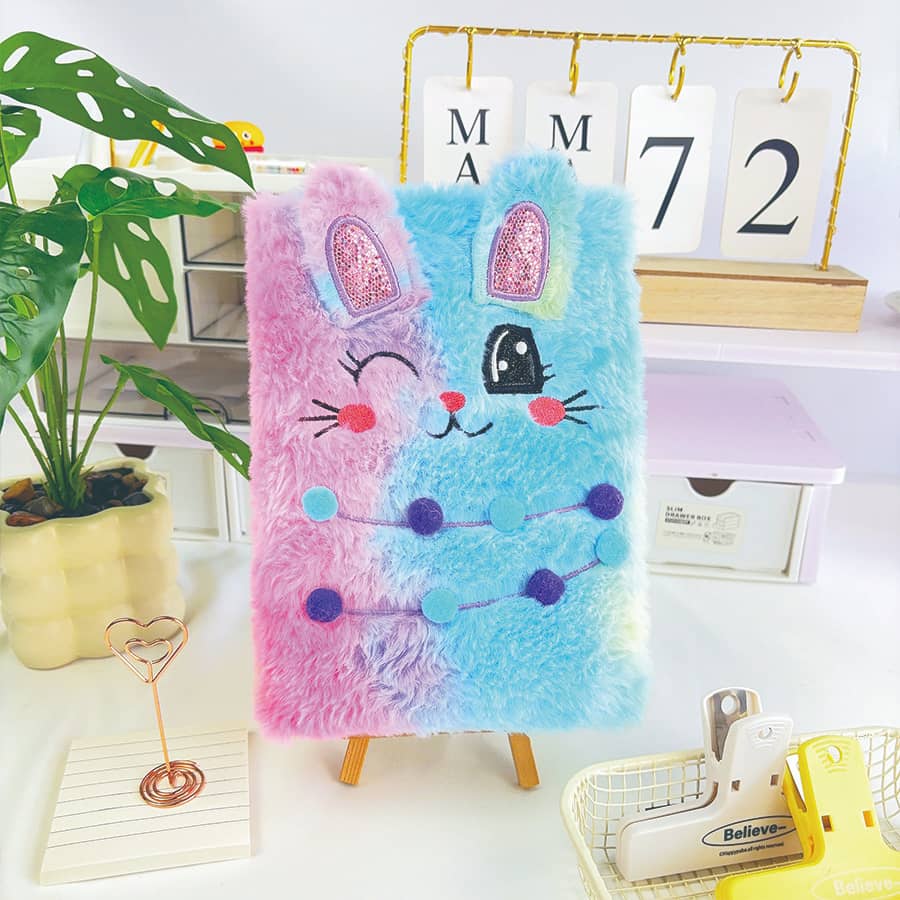 Carnet de notes en peluche A5 avec chat mignon Carnet de notes en peluche A5 avec chat mignon