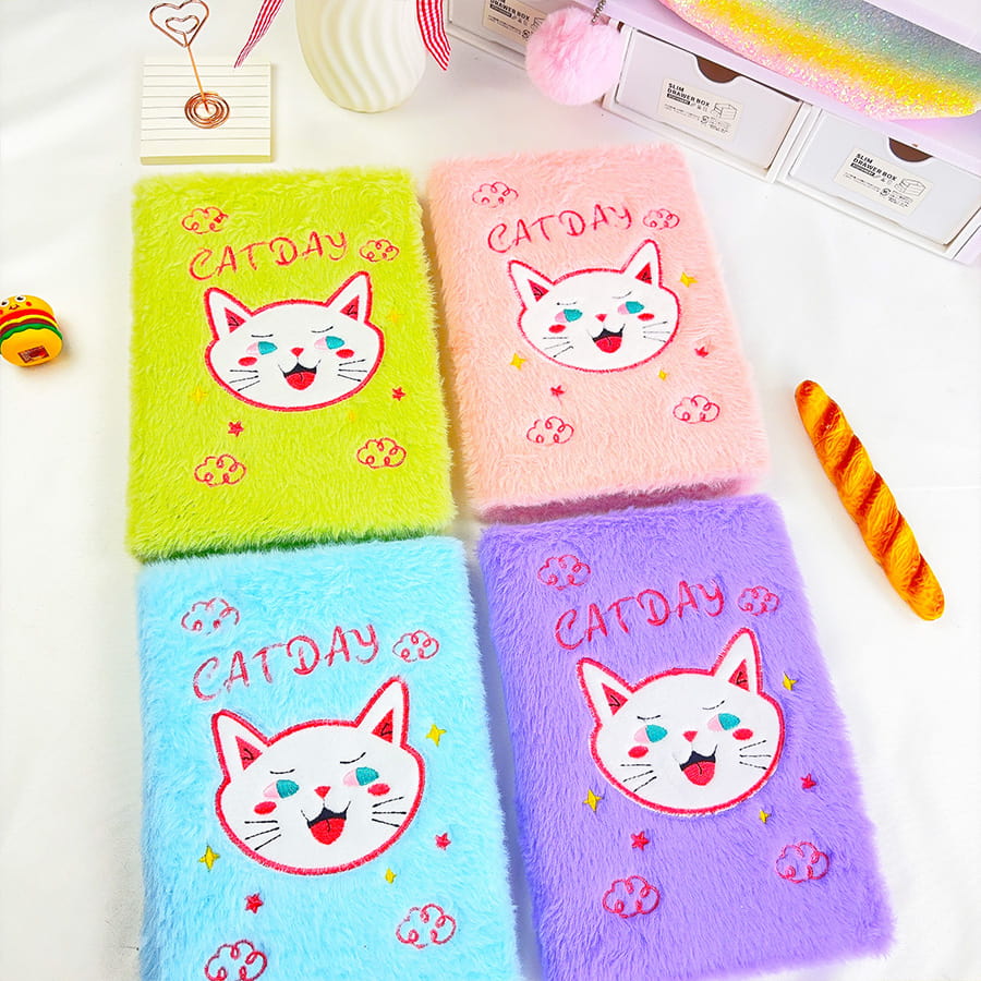 Carnet de notes en peluche A5 avec chat mignon